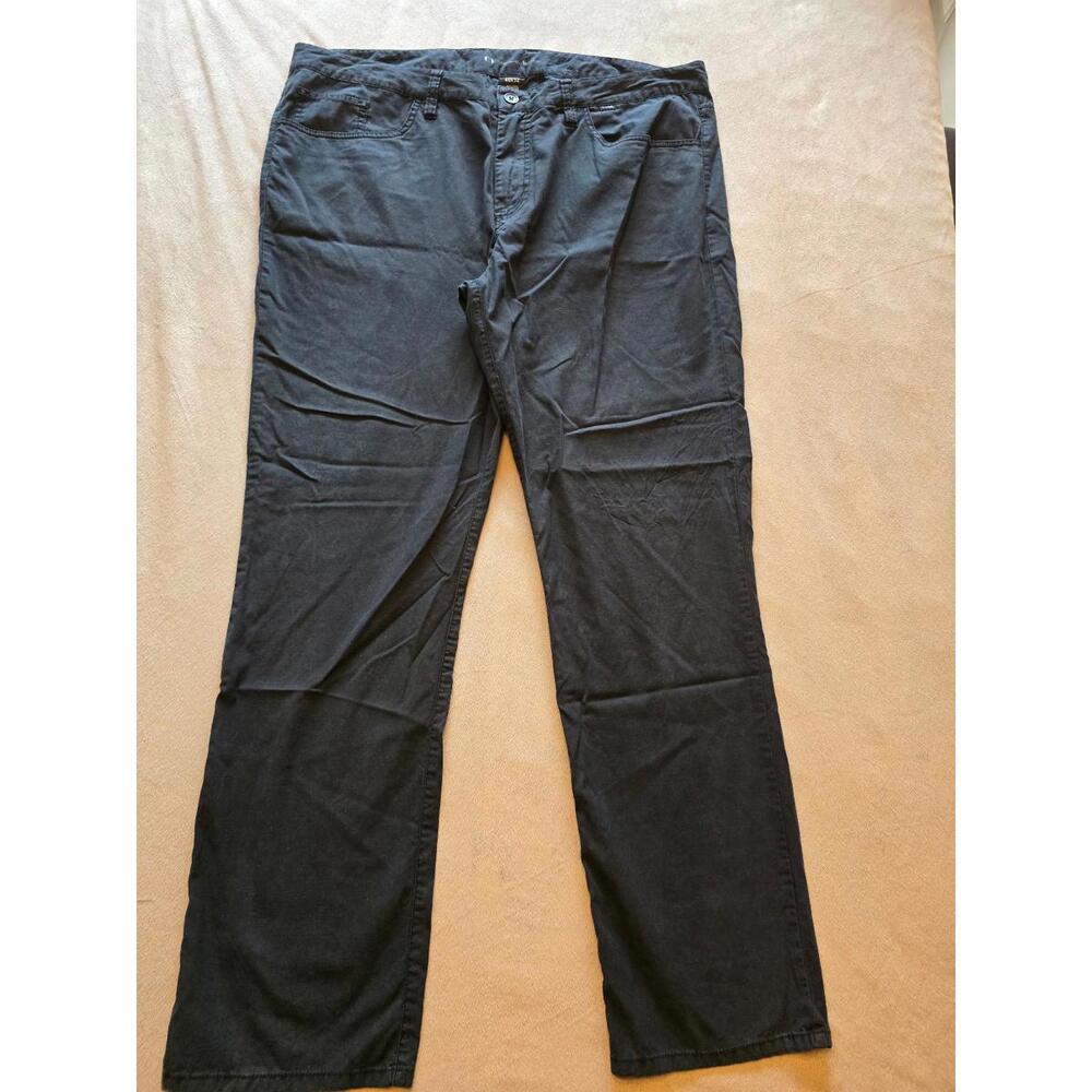 Travis Matthew Black Trifecta Golf Pants (40X32)